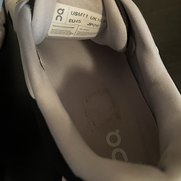 On Cloudrunner Men's Running Shoes Sneakers Size 11 - Picture 7 of 9